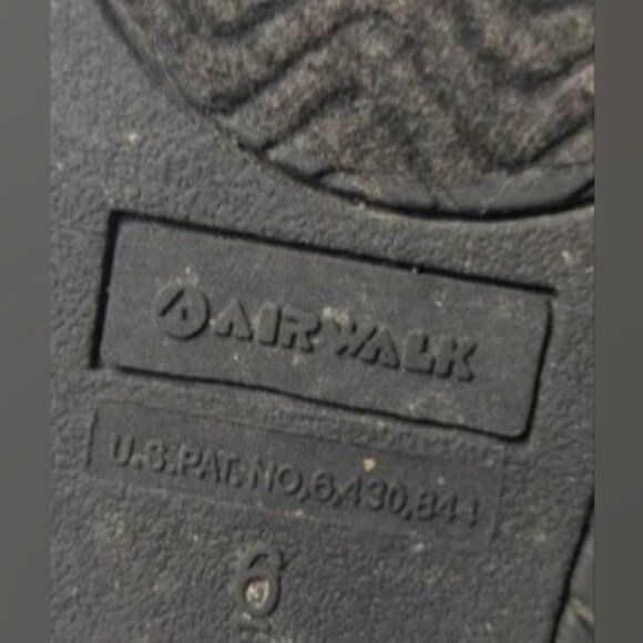 AirWalk Winter Black Hook & Loop Boots Faux Suede & Fur Lined - Picture 13 of 15